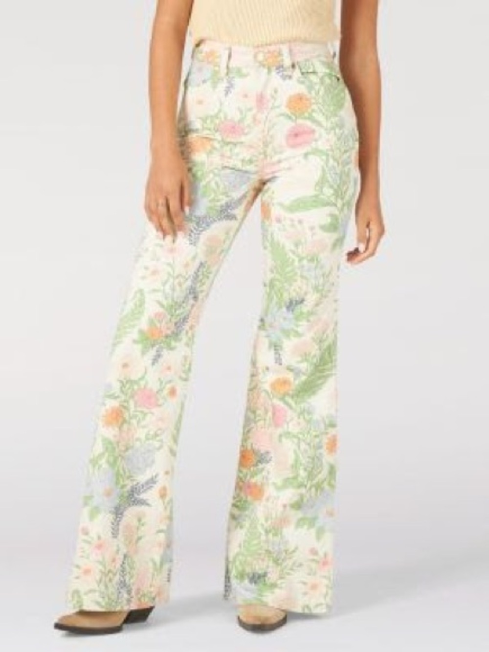 Wrangler Floral Wide-Leg Jeans in Cream with Pastel Print